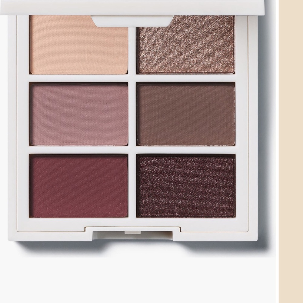 ILIA - The Necessary Eyeshadow Palette